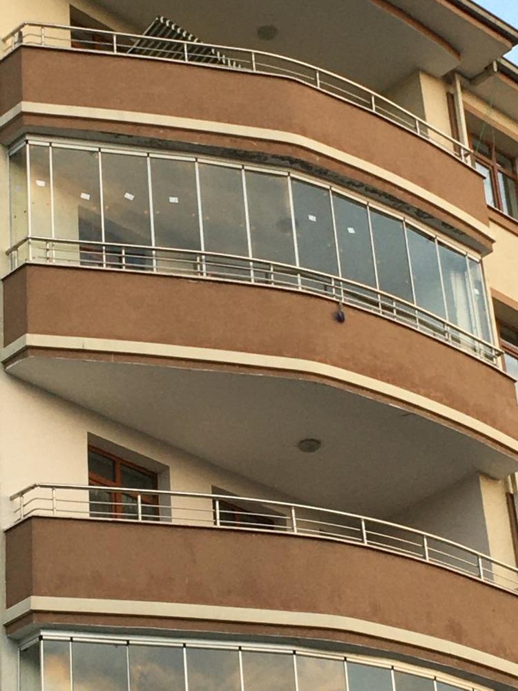 Cam Balkon Uygulaması 13 — Pres Cam Balkon & Duşakabin, Van