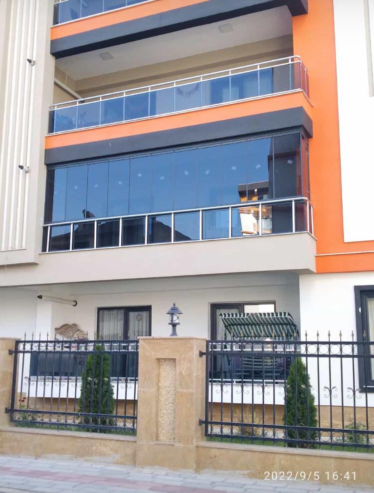 Cam Balkon Uygulaması 15 — Pres Cam Balkon & Duşakabin, Van