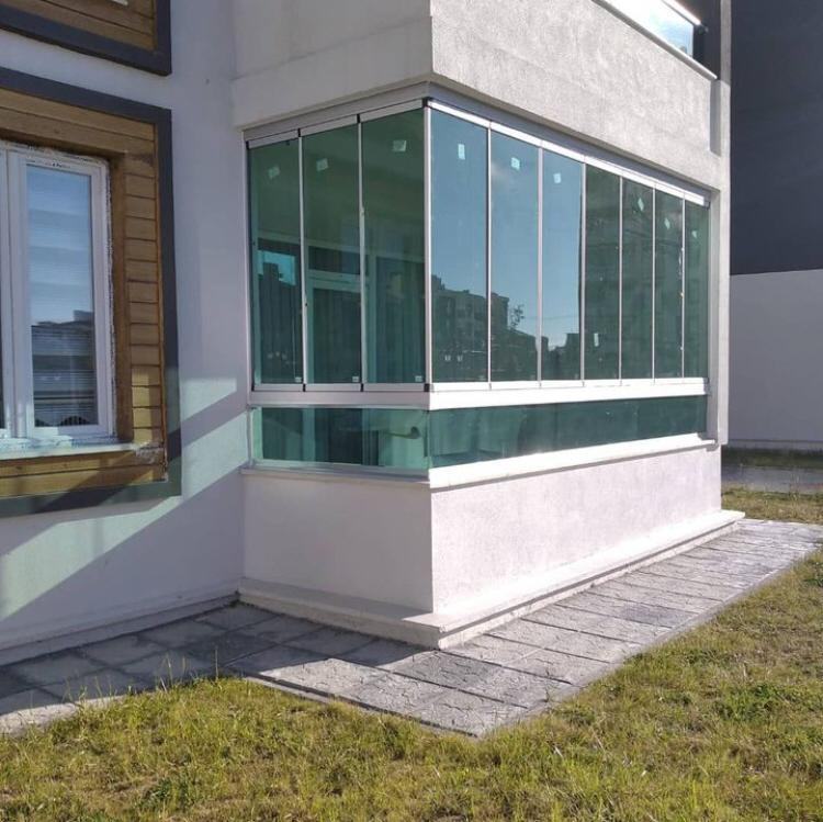 Cam Balkon Uygulaması 33 — Pres Cam Balkon & Duşakabin, Van