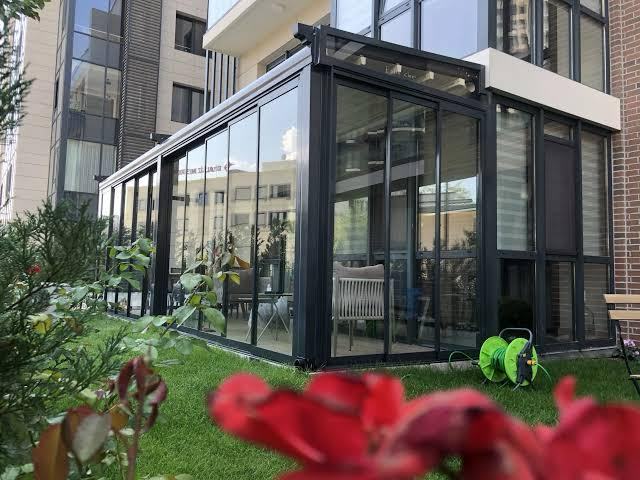 Kış Bahçesi Uygulaması 2 — Pres Cam Balkon & Duşakabin, Van